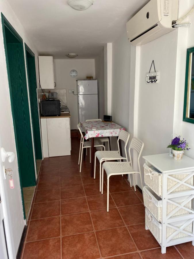 Apartman Irena Tivat Luaran gambar