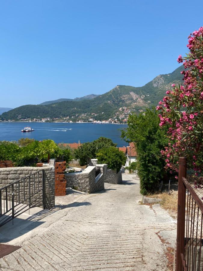 Apartman Irena Tivat Luaran gambar