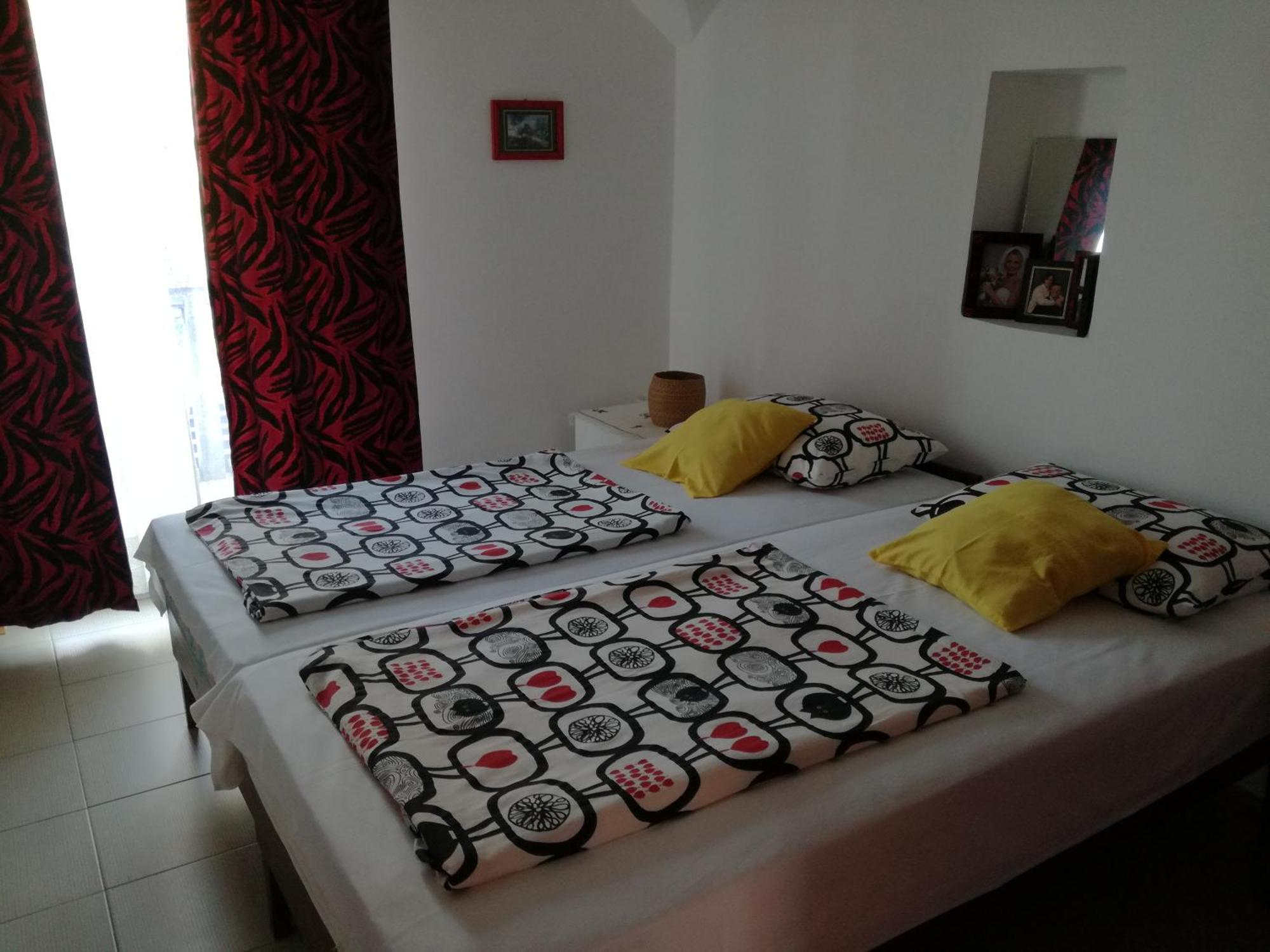 Apartman Irena Tivat Luaran gambar