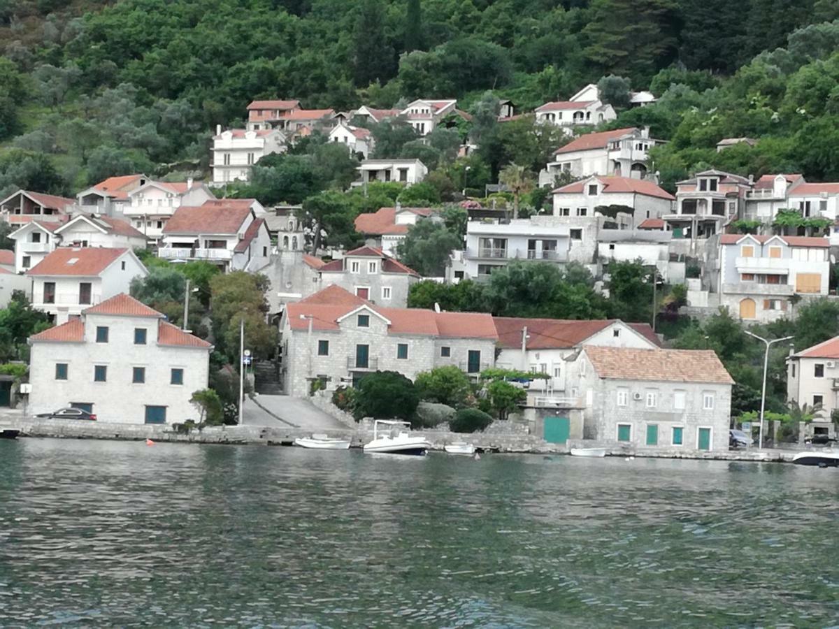 Apartman Irena Tivat Luaran gambar