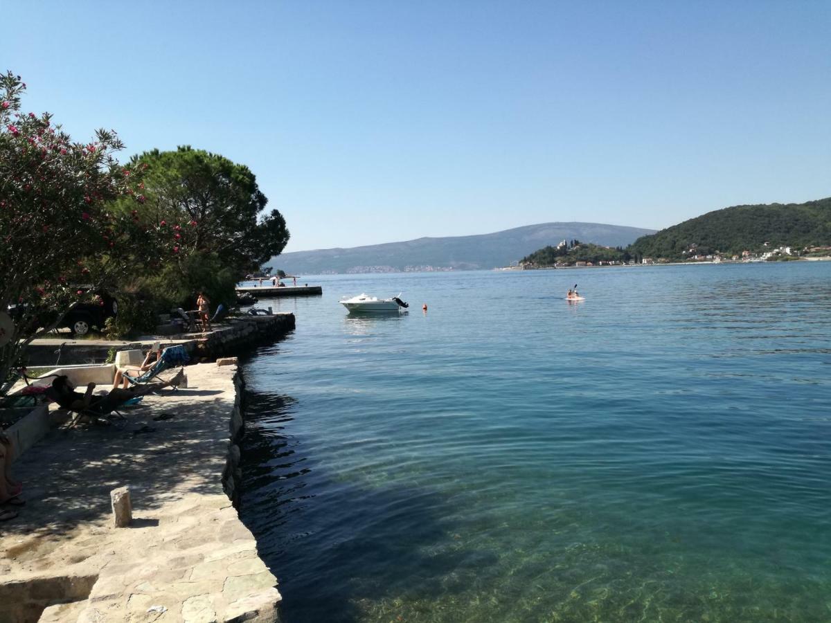 Apartman Irena Tivat Luaran gambar