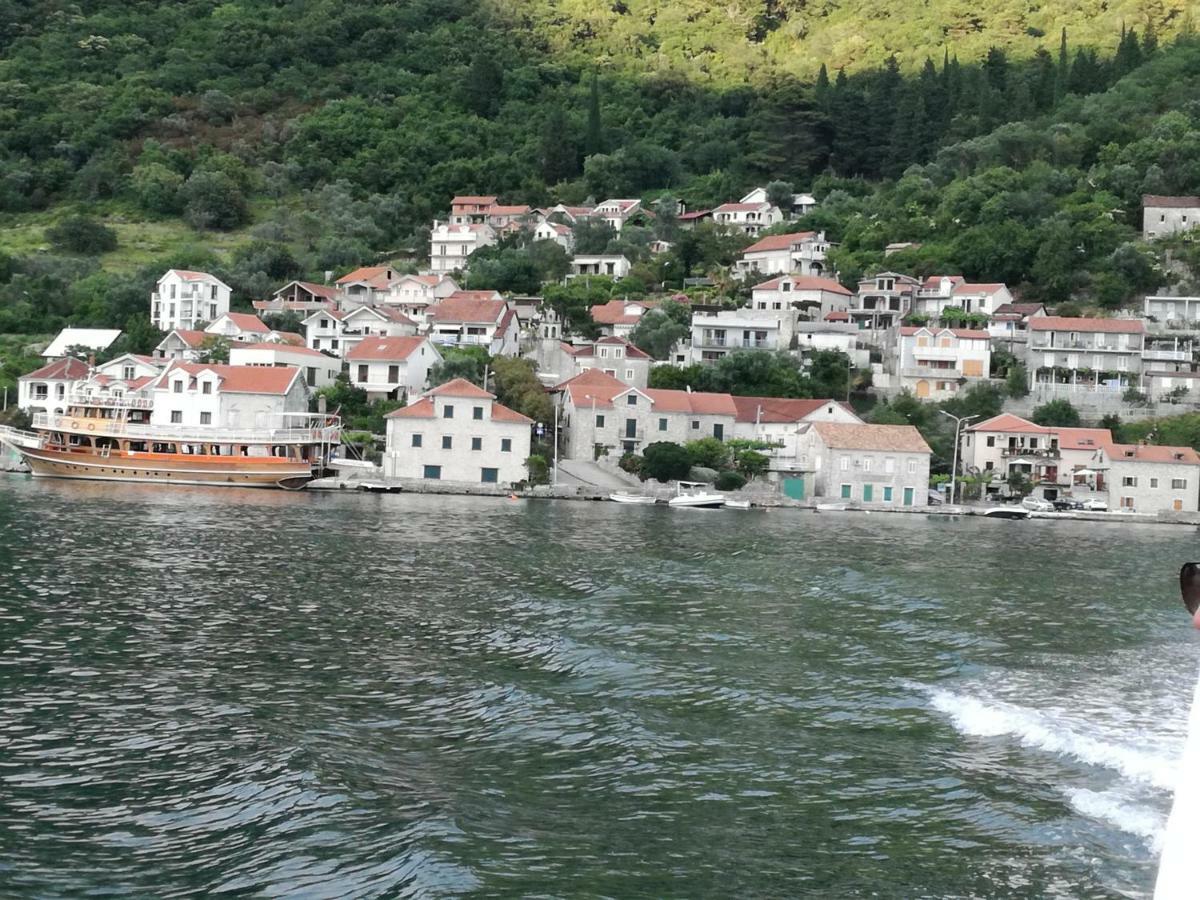 Apartman Irena Tivat Luaran gambar